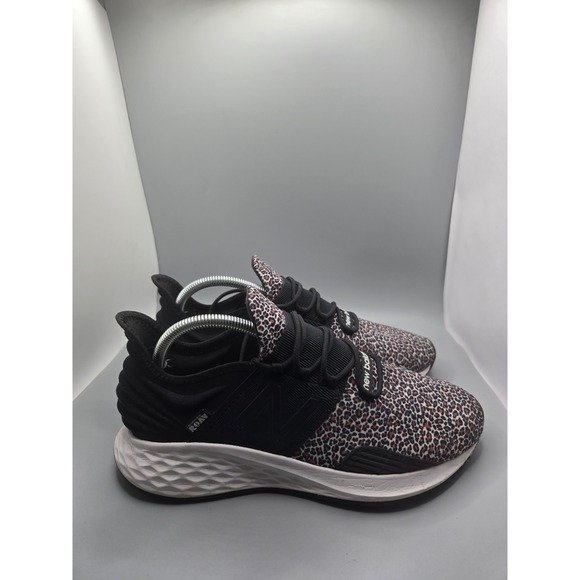 New Balance Fresh Foam Roav Shoes Womens Size 9 Black Leopard Running WROAVBV - Picture 8 of 9
